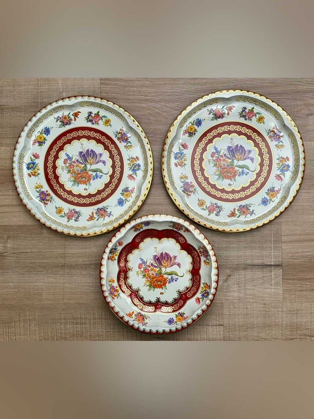 Vintage Daher Floral Metal Serving Trays Set of 3 England Red Gold Flowers